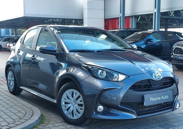 Toyota Yaris cena 72900 przebieg: 12000, rok produkcji 2023 z Brzeziny małe 254